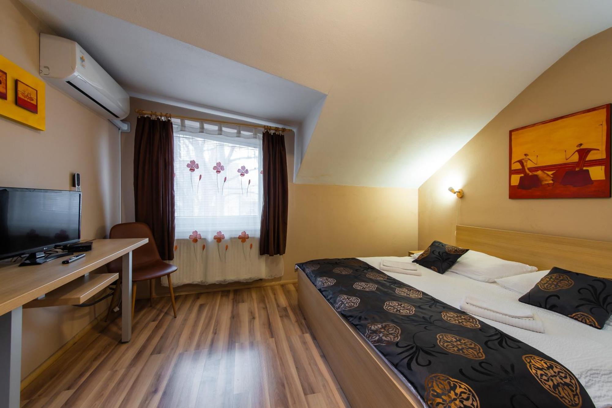 Penzion Siesta Vráble Εξωτερικό φωτογραφία